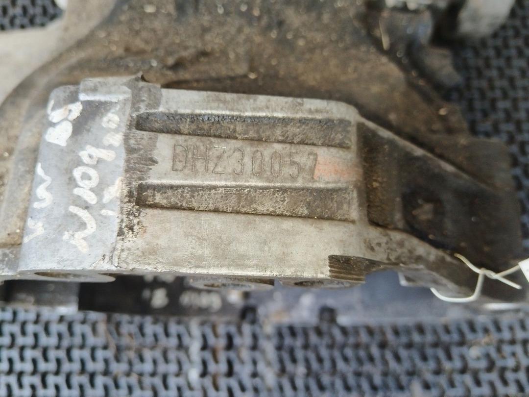 КПП механическая (МКПП) 5-ступенчатая VQ1S38 Volkswagen Passat купить в магазине запчастей бу