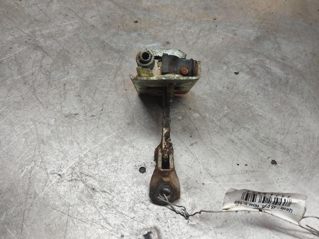 Ограничитель открывания двери передней Q9TFVE Peugeot 607 купить с доставкой