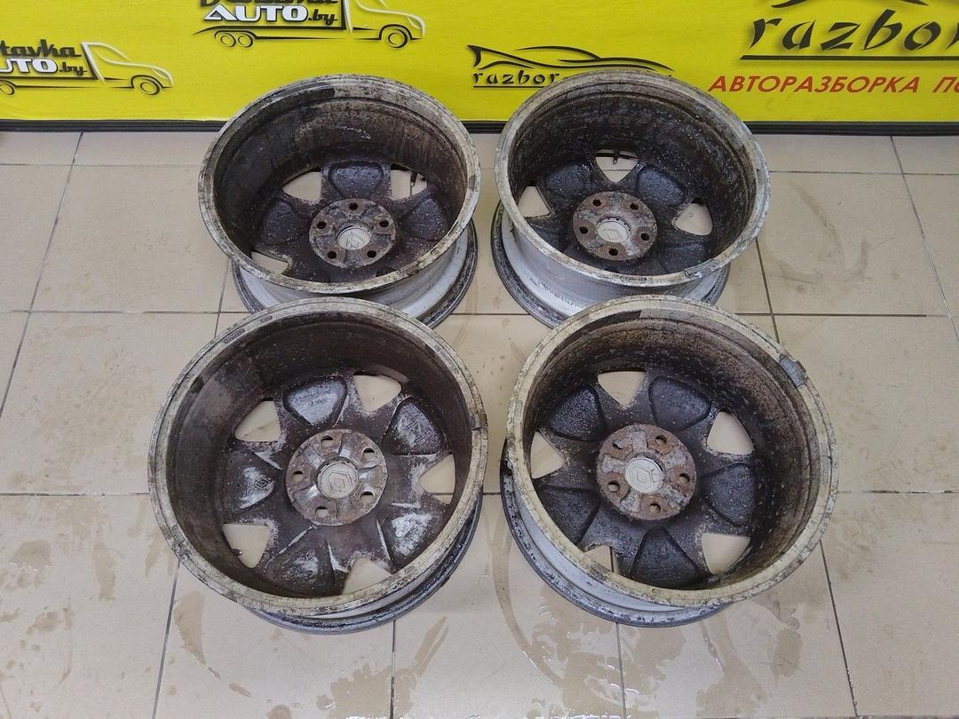 Предлагаем Диск литой R15, 5x108 Renault Safrane 1998 E98R4J E98R4J Renault Safrane купить для авто. Выбор размера, всегда в наличии, принимаем заказы на запчасти