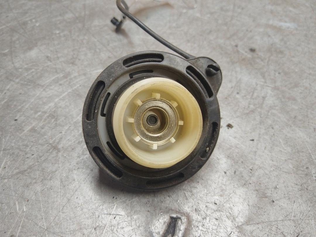 Крышка топливного бака XW990A Hyundai Matrix купить с доставкой