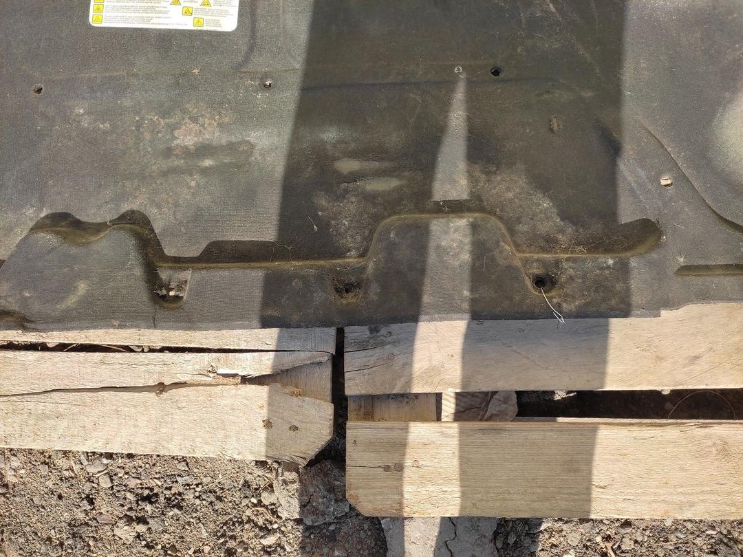 Шумоизоляция капота 4Q6D2U Alfa Romeo 147 купить с доставкой