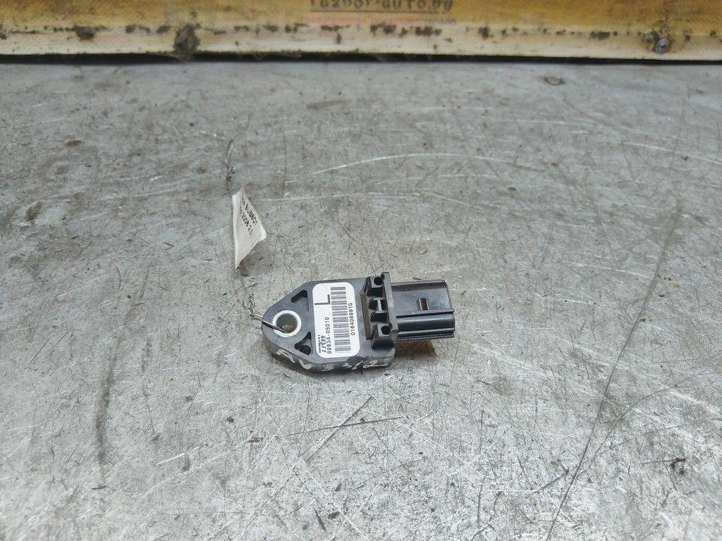 Датчик удара BUB6O1 Toyota Avensis - Фото 3