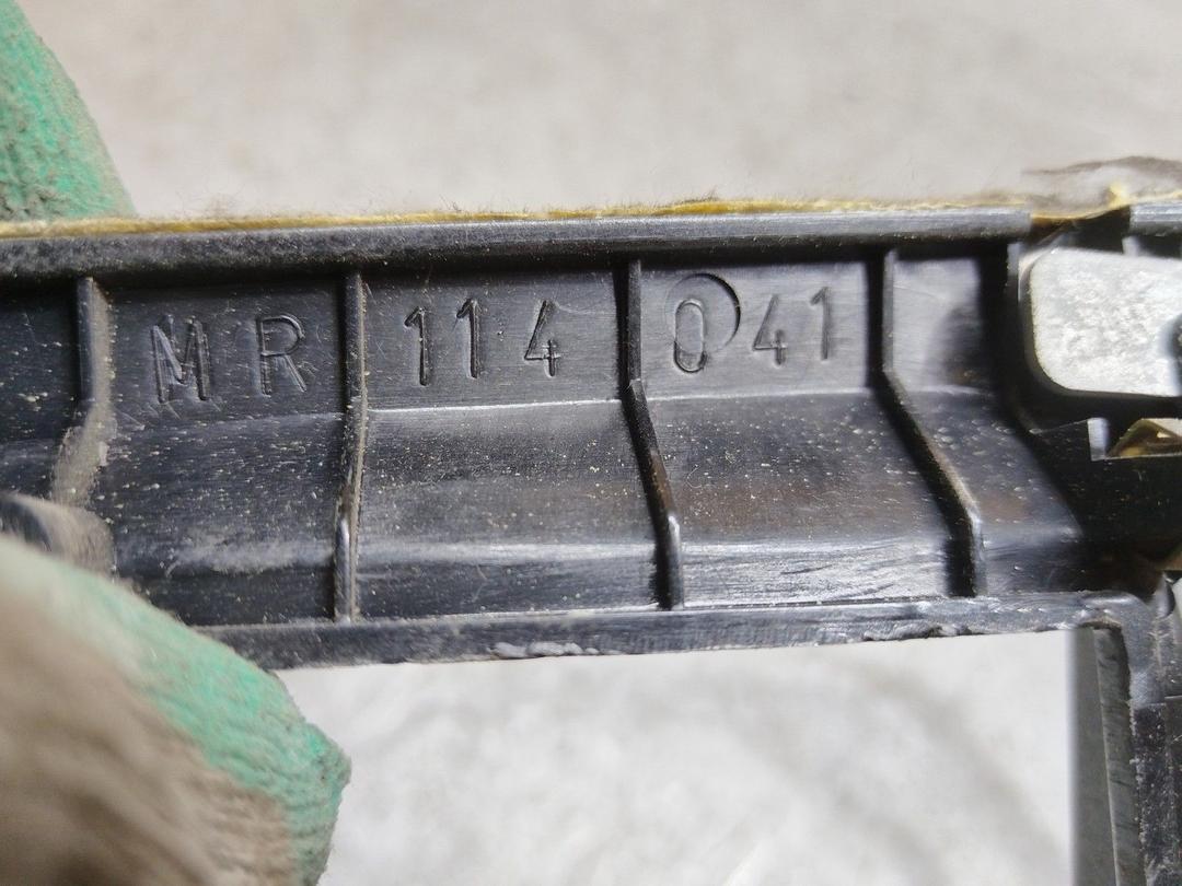 Рамка под магнитолу Q6BERA Mitsubishi Carisma купить на авторазборке