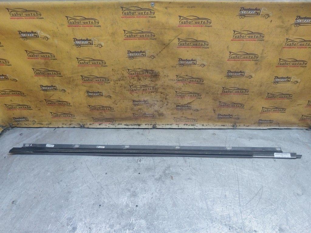 Молдинг стекла двери передней правой наружный 31I88I Volkswagen Jetta - Фото 3