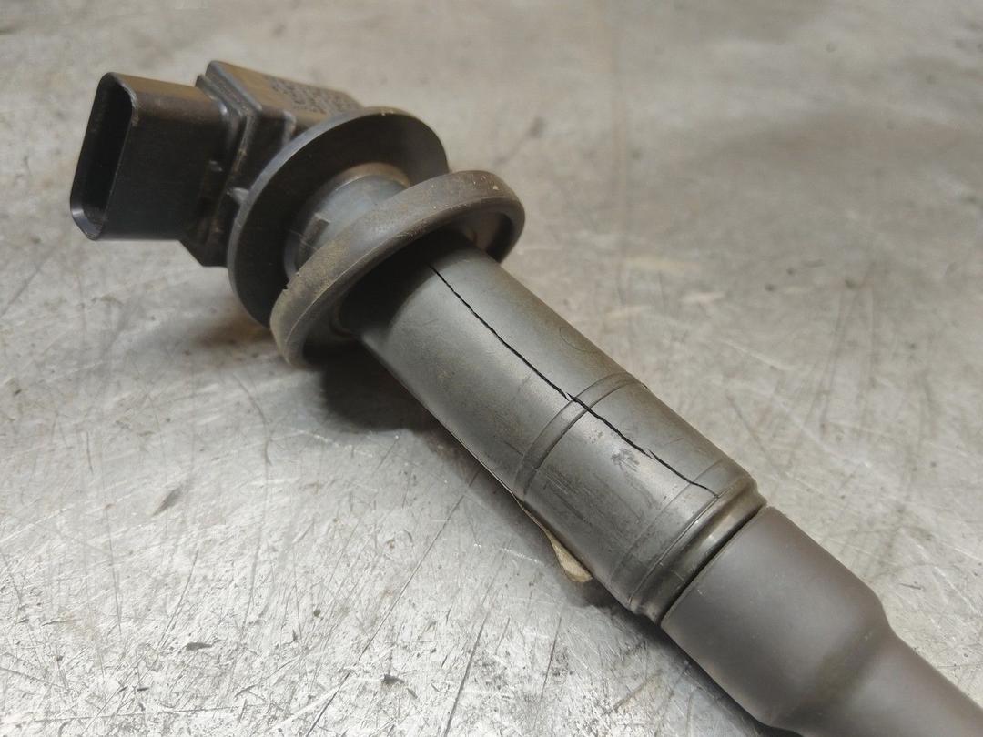 Катушка зажигания 8B5QAR Toyota Yaris Verso - Фото 11