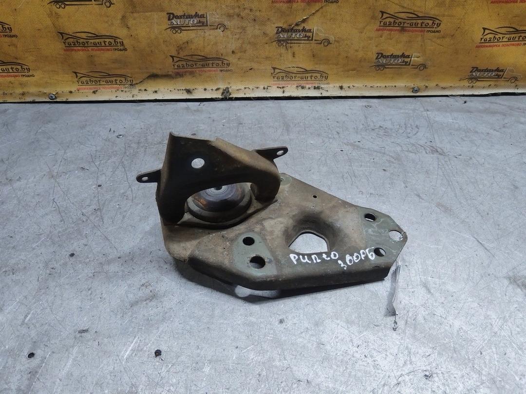 Подушка крепления двигателя U442JY Fiat Punto купить