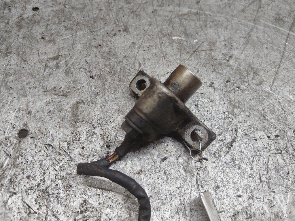 Датчик коленвала MY28Z6 Volvo S60 - Фото 2