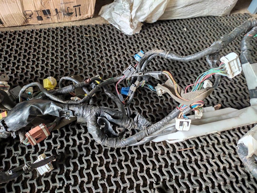 Проводка салона LJU9CM Nissan Almera Tino купить с доставкой