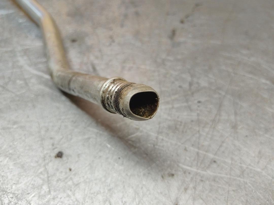 Патрубок отопителя (печки) UXA9SC BMW 5 E39 - Фото 5