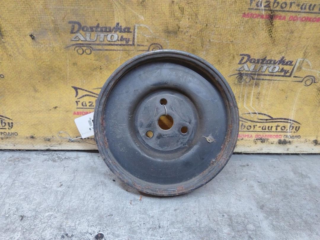 Шкив помпы 7RY6Y1 Mazda 323