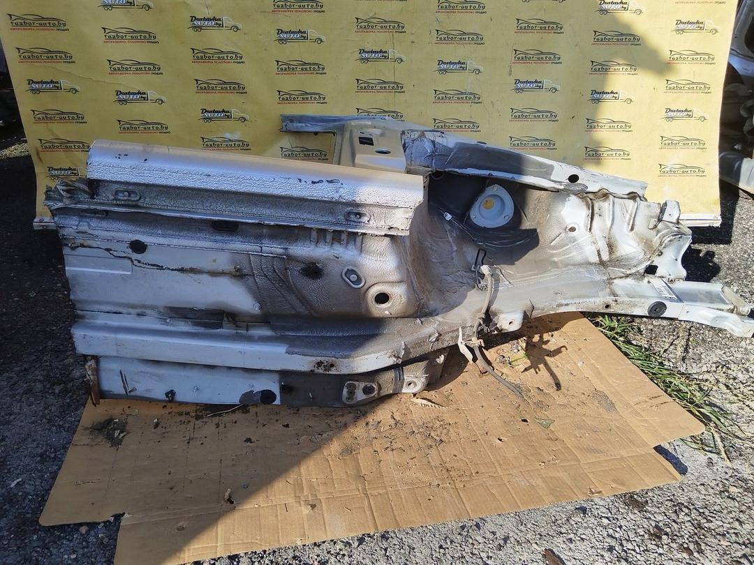 Стойка кузовная передняя правая 32FU8J Volkswagen Polo купить на авторазборке