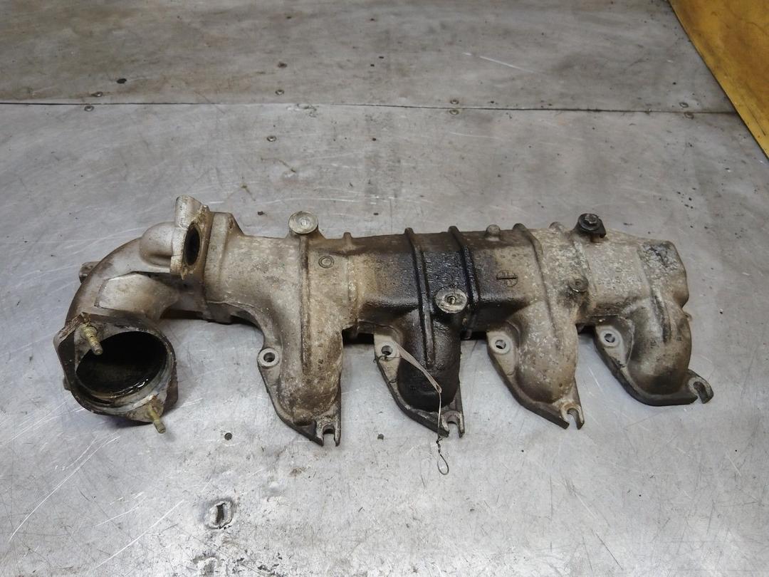 Коллектор впускной W0OUP3 Peugeot 307