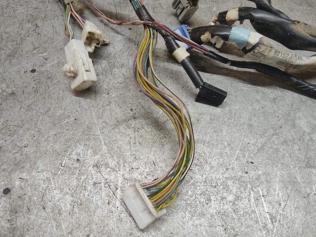 Проводка двери передней левой BI6JSZ Toyota Corolla - Фото 2