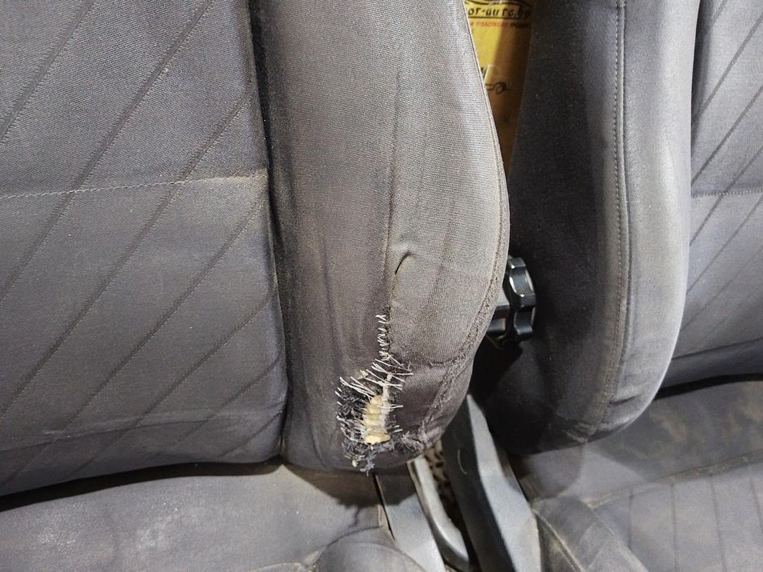 Салон (комплект сидений) PFPWWH Audi 100 купить с доставкой