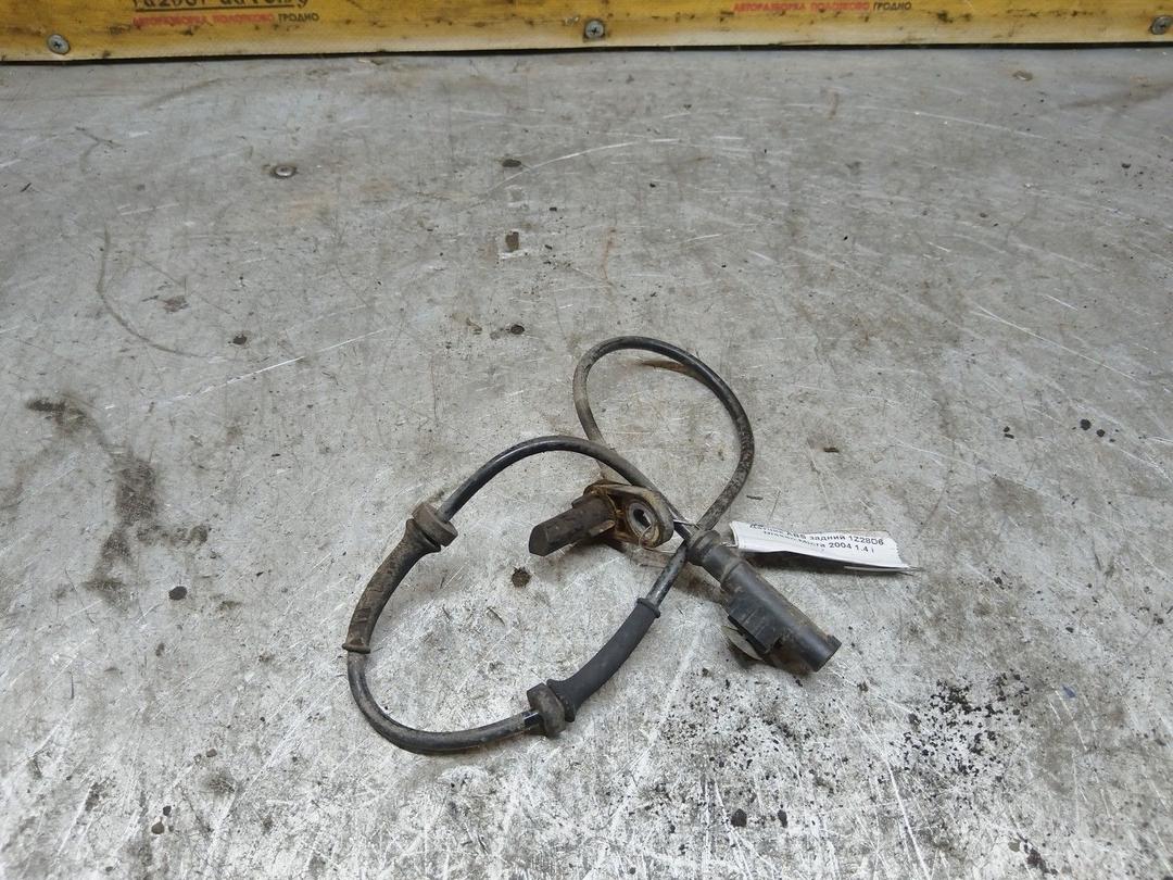 Датчик ABS задний 1Z28D6 Nissan Micra