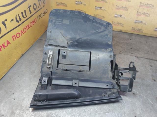 Бардачок 465R8X Fiat Stilo купить в магазине запчастей бу