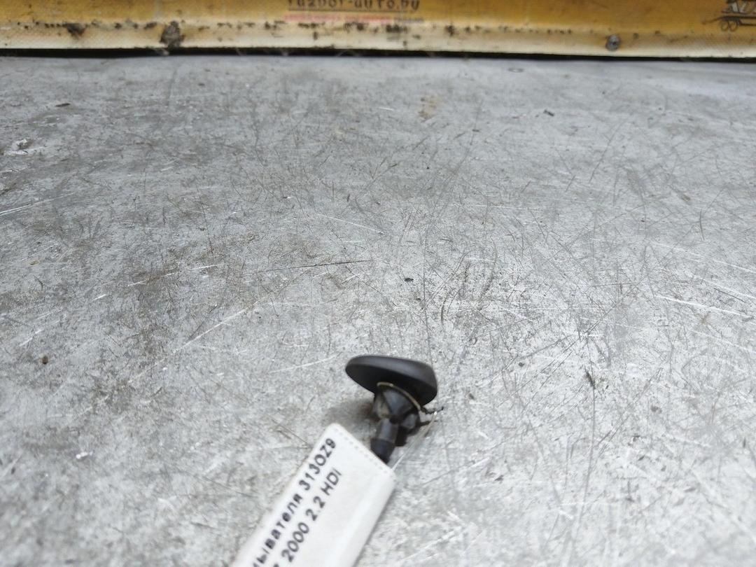 Форсунка омывателя 313OZ9 Peugeot 607 купить в магазине запчастей бу