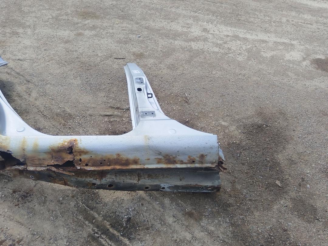 Стойка кузовная центральная правая H2V97O Hyundai Getz купить в магазине запчастей бу