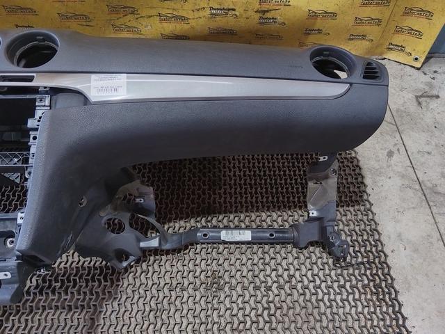 Панель передняя салона (торпедо) HES2DV Ford Galaxy купить в магазине запчастей бу