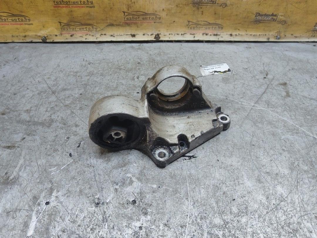 Кронштейн полуоси 4XRC9D Peugeot 406 - Фото 1