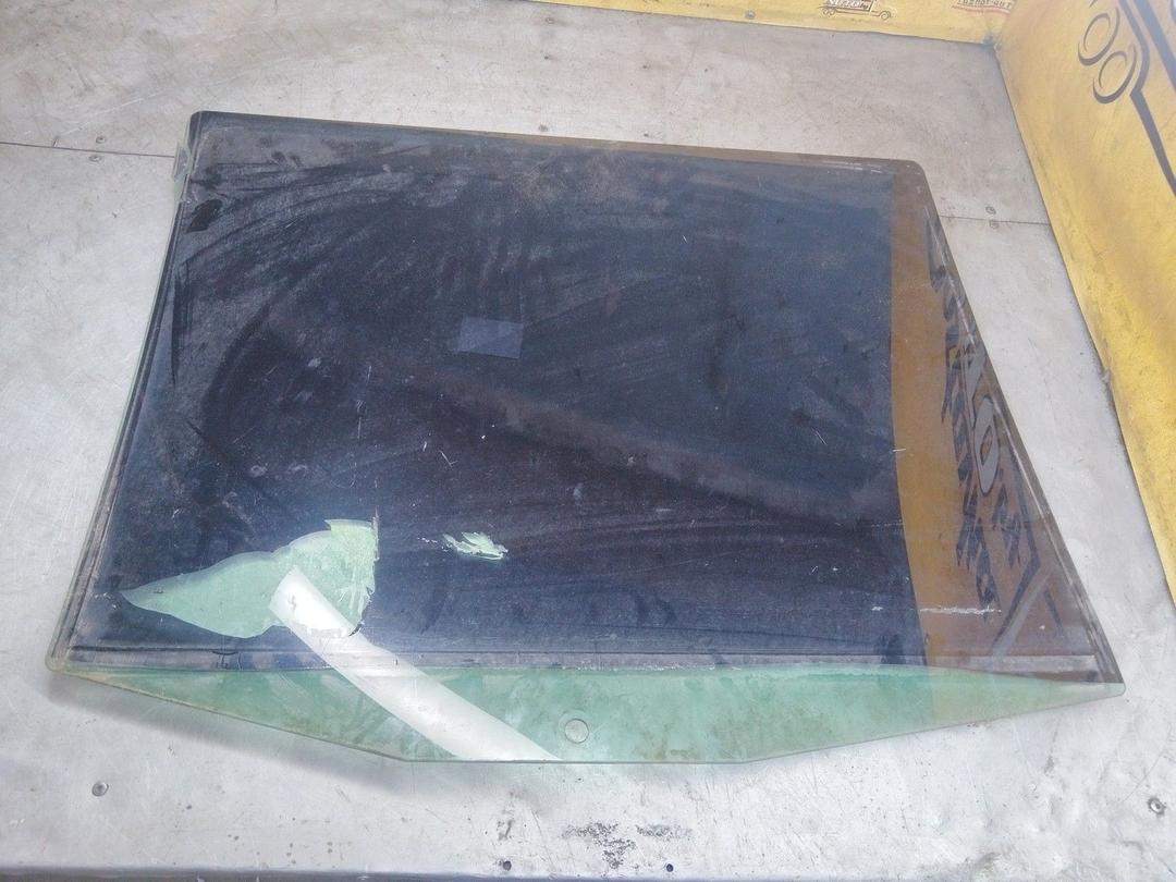 Стекло двери задней правой EU48HR Citroen Evasion купить с доставкой