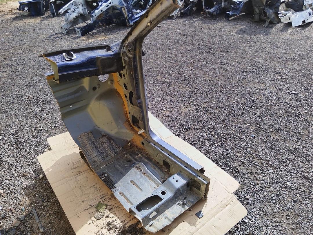 Стойка кузовная передняя правая E9V0EF Ford Focus - Фото 4