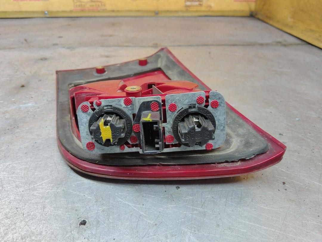 Фонарь крышки багажника правый 69MHCP BMW X5 E53 - Фото 3