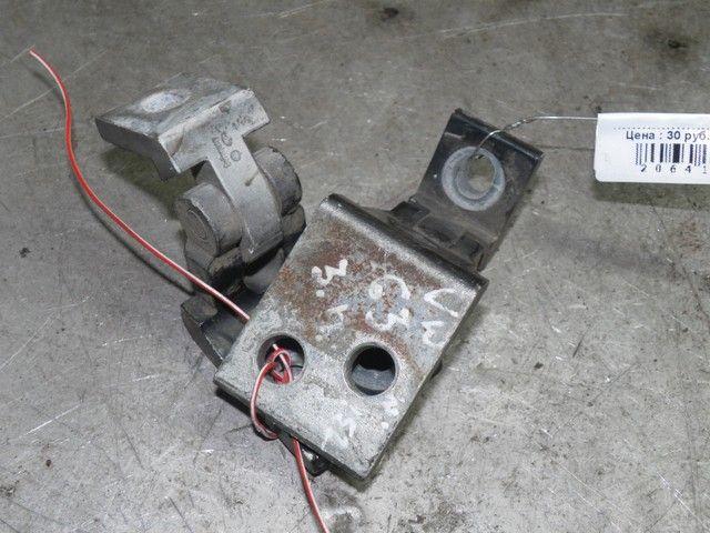 Петля двери задней правой 6SVGM3 Volkswagen Golf купить с доставкой