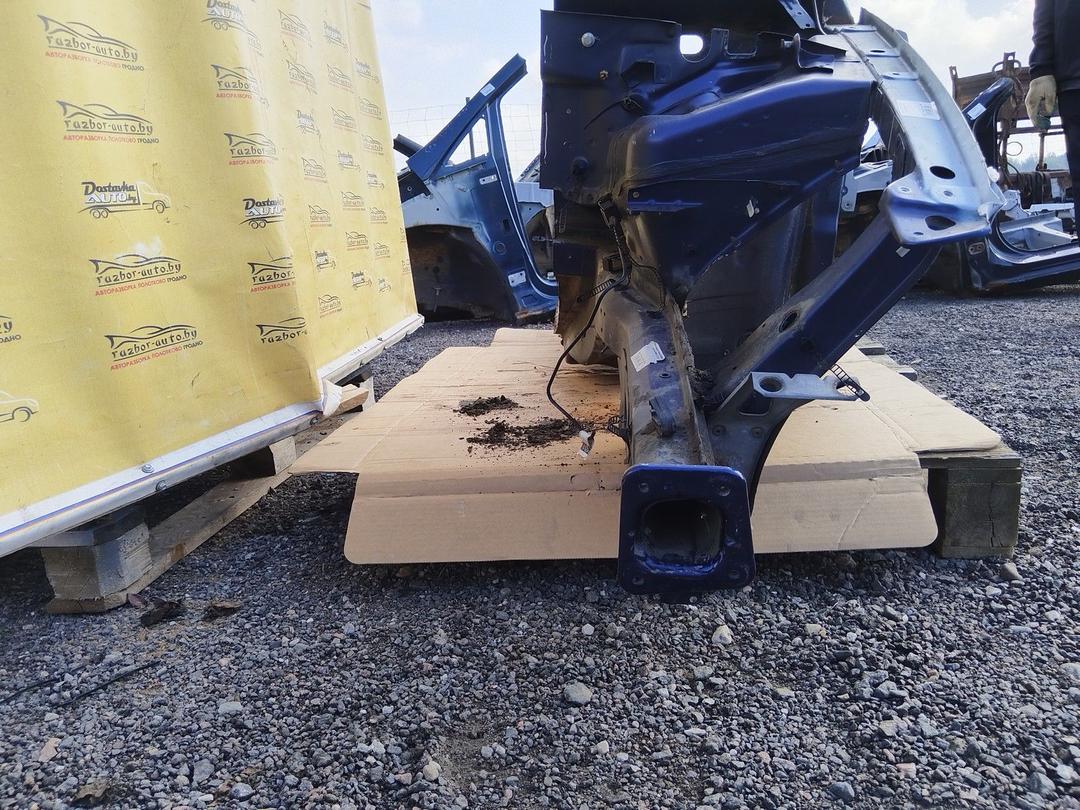 Лонжерон левый 5R90UY Audi A4 купить