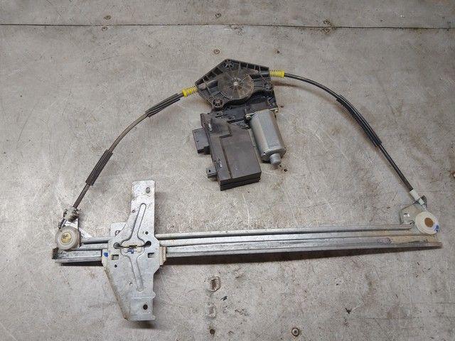 Стеклоподъемник электрический передний левый WGZHZK Peugeot 307 undefined