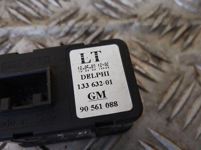 Кнопка стеклоподъемника переднего левого 9231X4 Opel Zafira - Фото 3