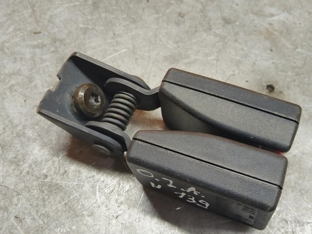 Замок ремня безопасности 5I3ZRO Opel Zafira - Фото 3