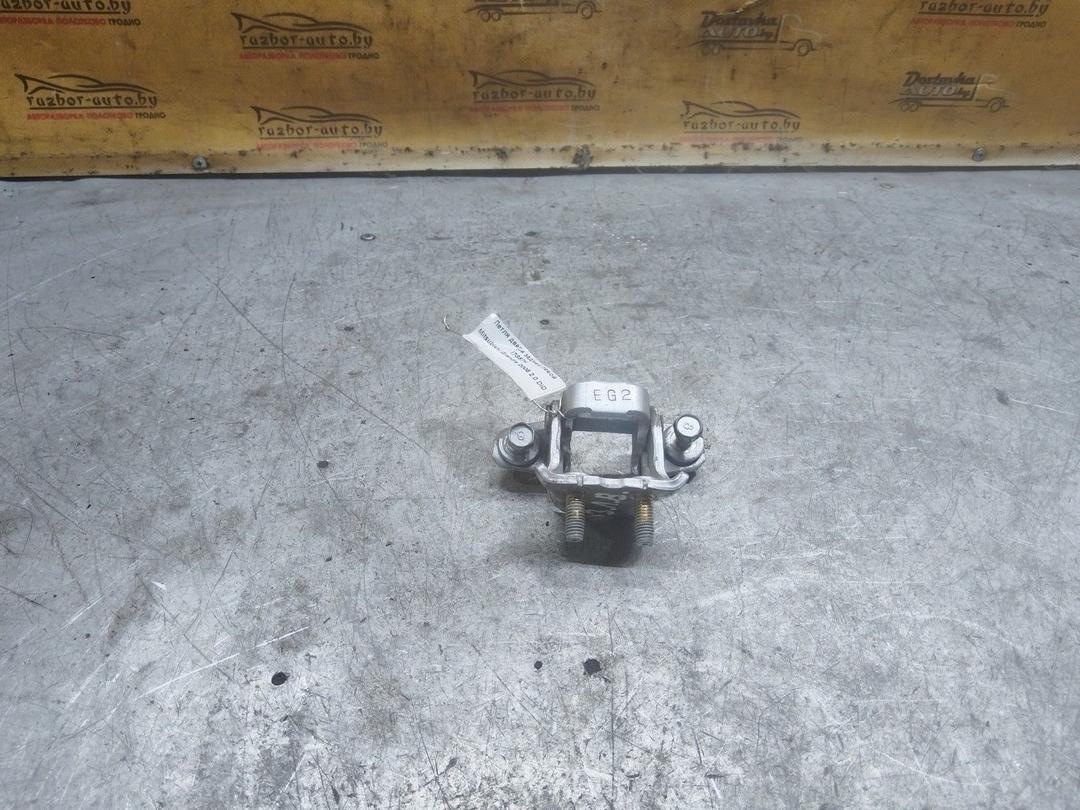 Петля двери задней левой I7G87F Mitsubishi Grandis - Фото 3