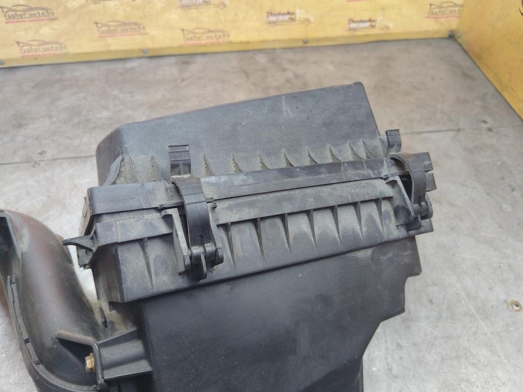 Корпус воздушного фильтра QZLLQS Ford Fusion купить на авторазборке