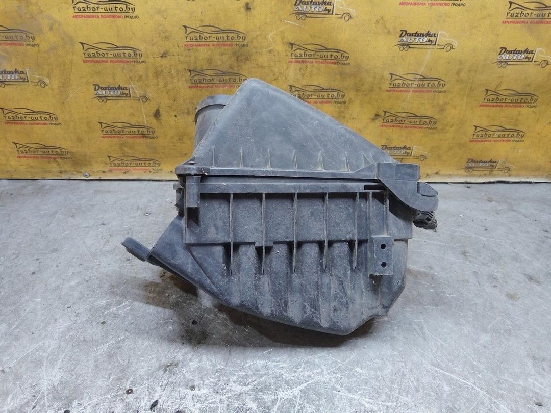 Корпус воздушного фильтра 7E19T9 Audi A4