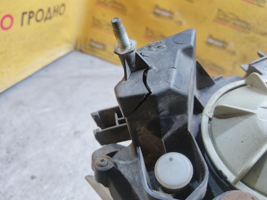 Фара правая 92YRXZ Mitsubishi Grandis undefined