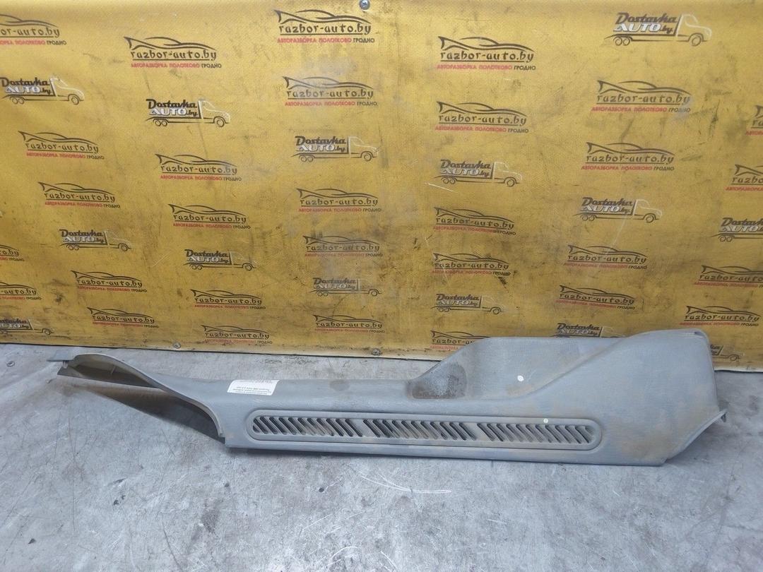 Направляющая шторки багажника (салазки) 02BW90 Peugeot 406 купить с доставкой