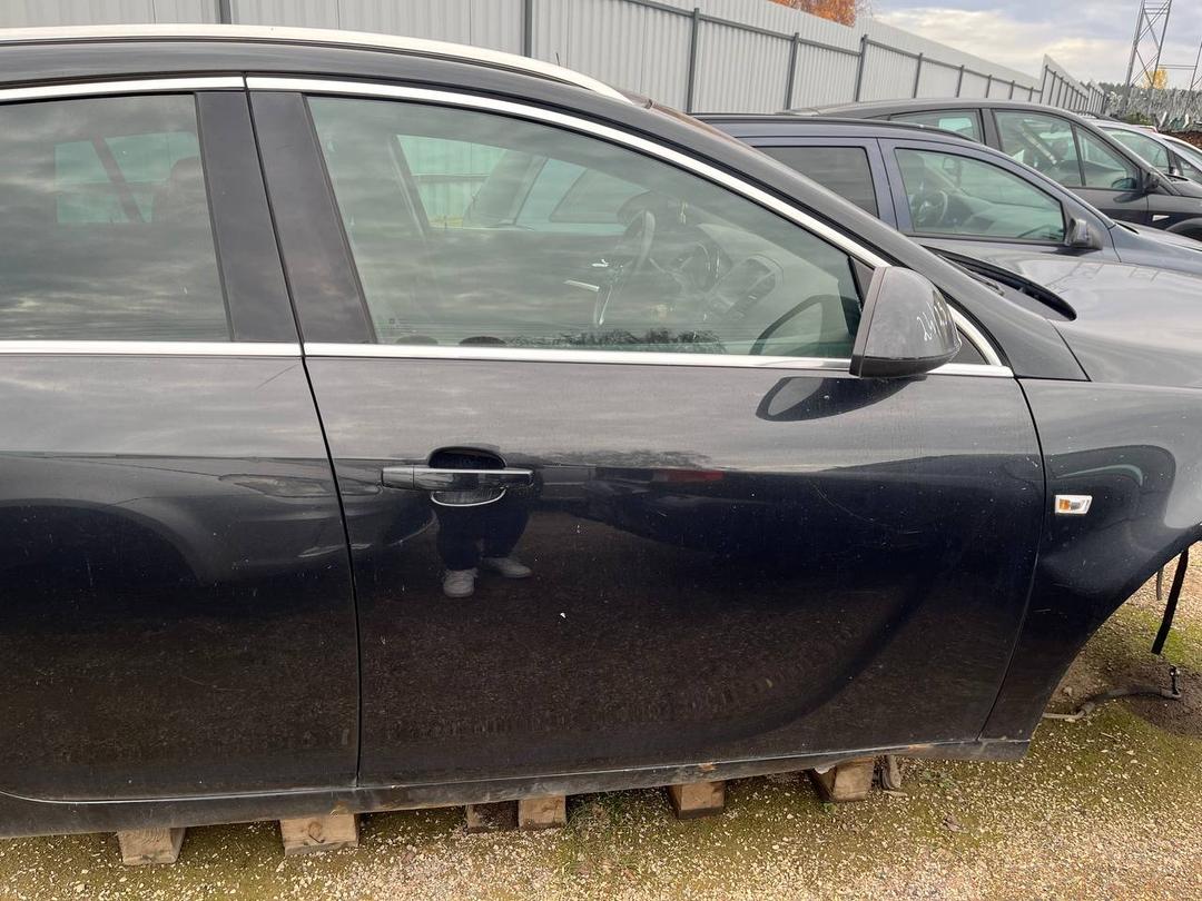 Молдинг стекла двери передней правой наружный 6X31H2 Opel Insignia - Фото 1