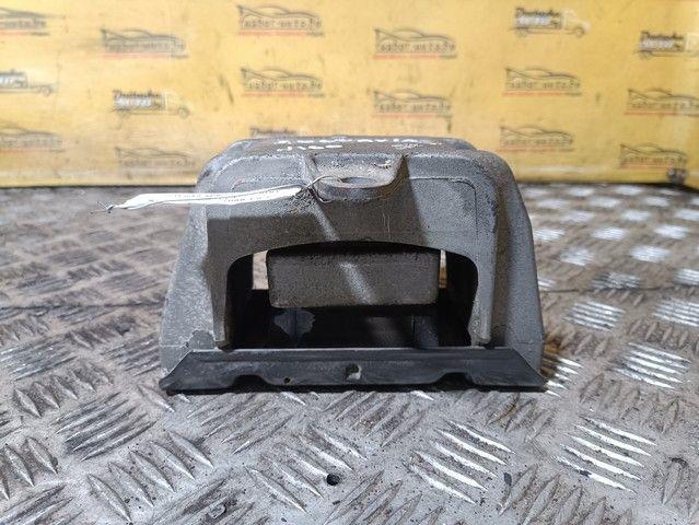 Подушка крепления КПП PFWDR5 Skoda Octavia купить