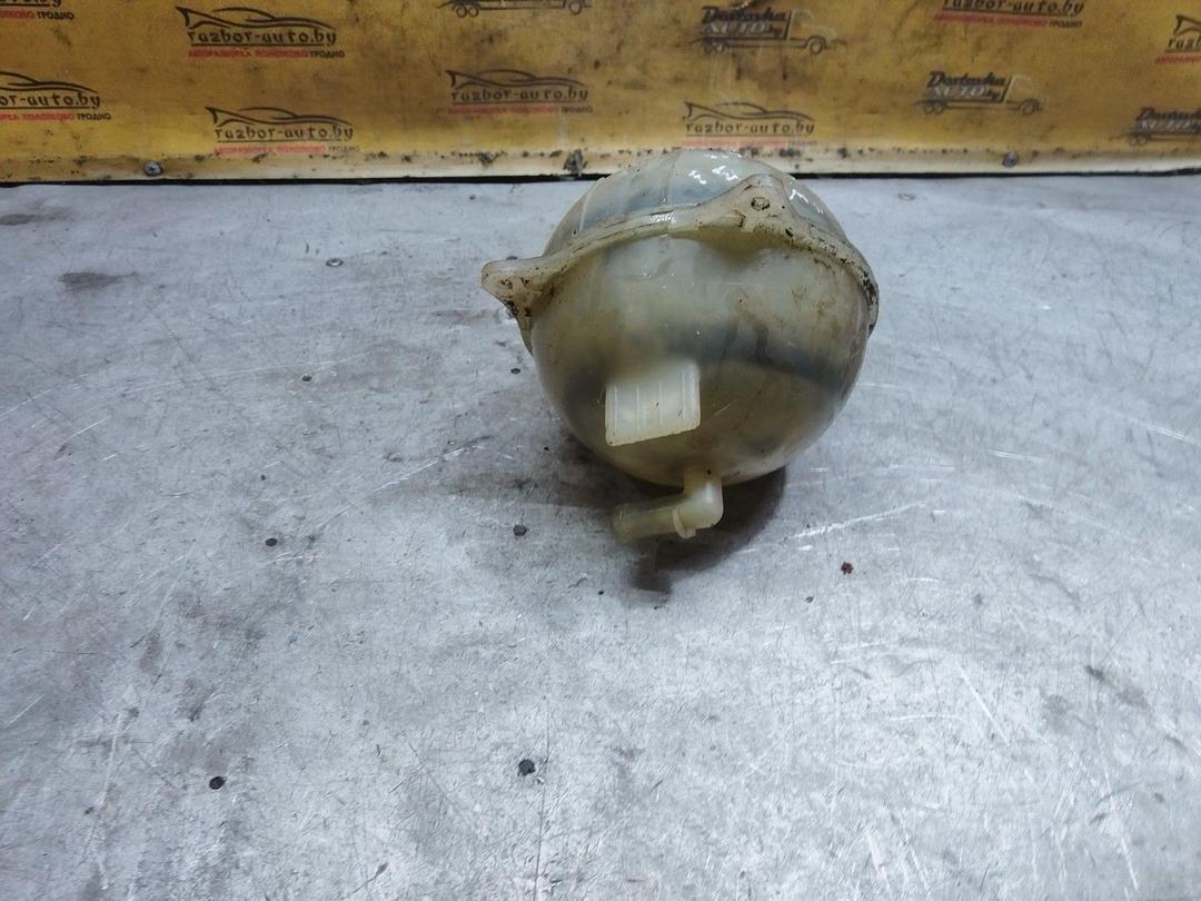 Бачок расширительный A8Q9VQ Volkswagen Passat - Фото 5