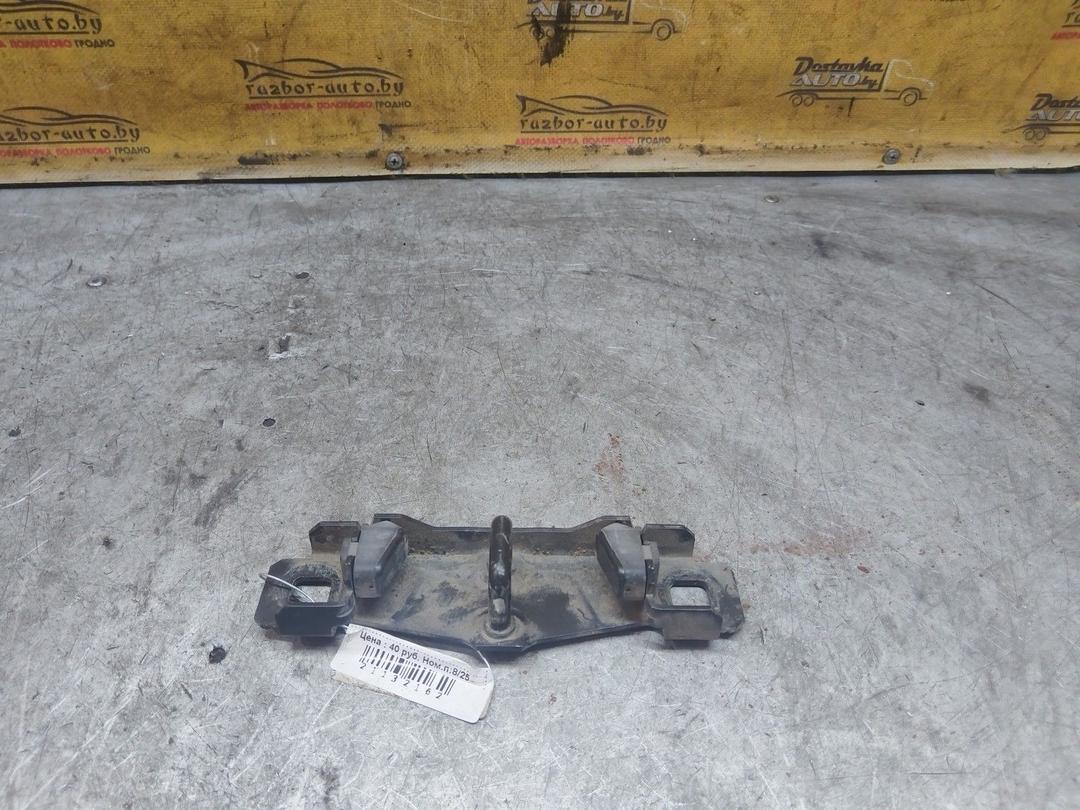 Ответная часть замка багажника 96P40A Volvo S40