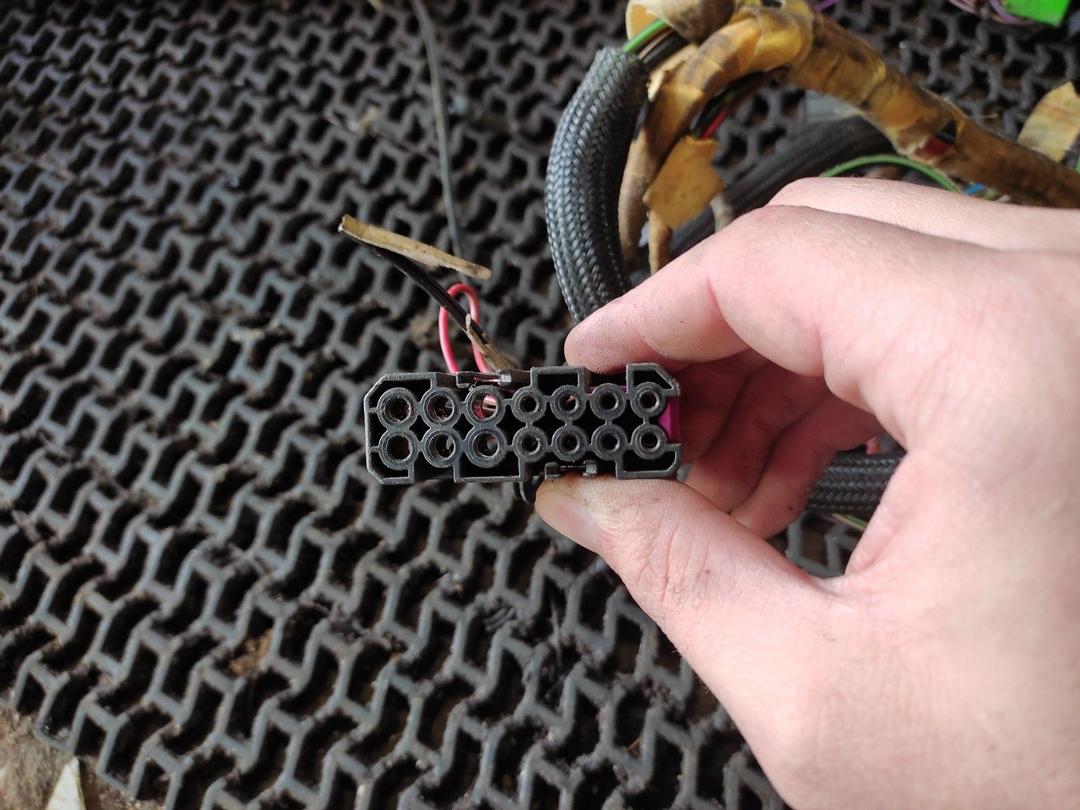 Проводка XH9EVM Audi A6 - Фото 6