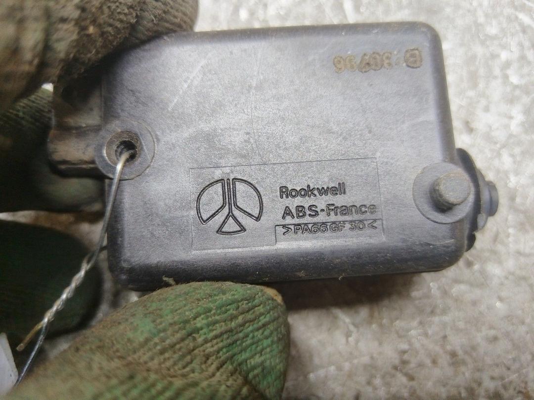 Активатор замка крышки топливного бака E35MKX Renault Megane купить с доставкой