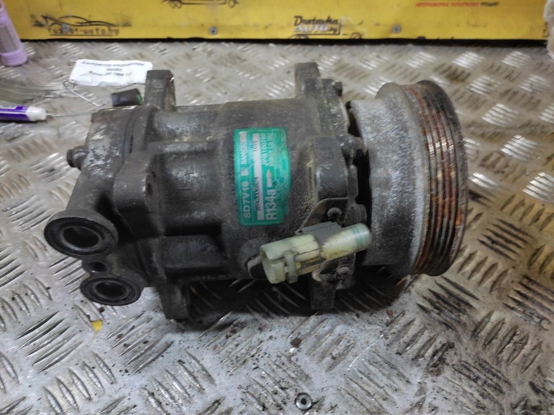Компрессор кондиционера 79Q483 Rover 200