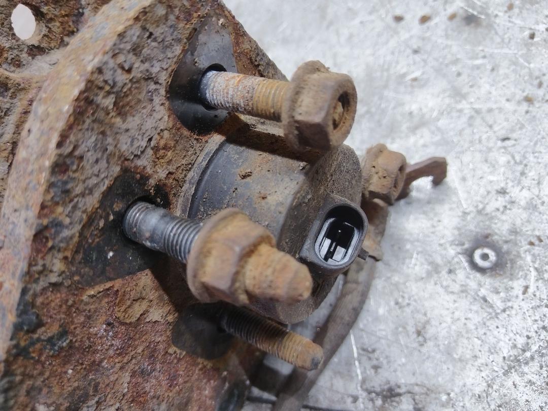 Ступица задняя правая 9RH9MP Opel Astra купить на авторазборке