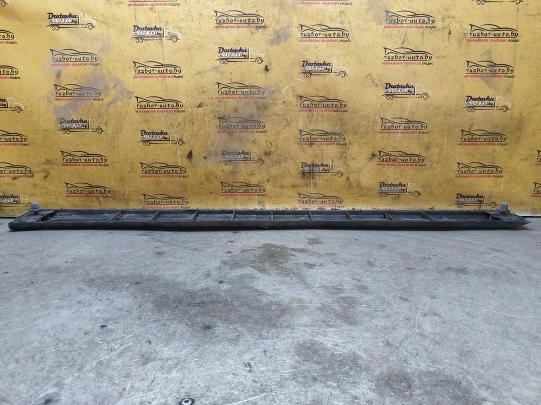 Молдинг двери передней левой RPI1ZL Audi 100 купить в магазине запчастей бу