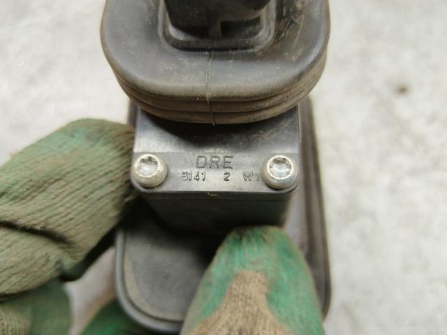 Выключатель концевой (концевик) 4PUUQR Volkswagen Caddy купить в магазине запчастей бу