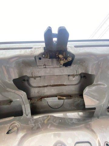 Замок багажника R8GO68 Volkswagen Passat