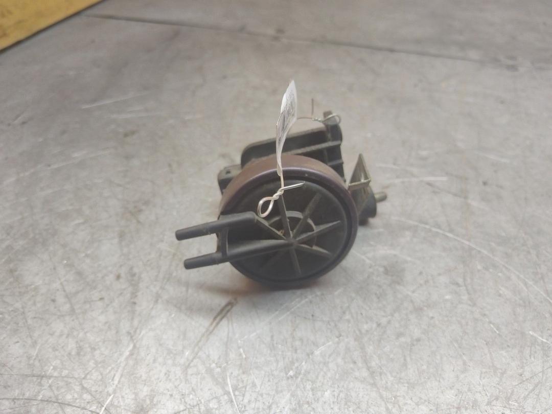 Клапан воздушный VGHQBX Audi 80