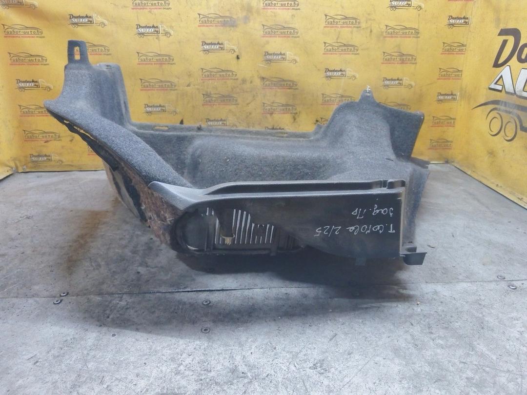 Обшивка багажника AMHCCE Toyota Corolla купить